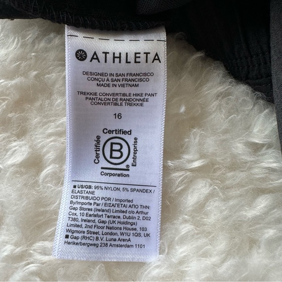 Athleta Trekkie Convertible Hike Pants Shorts Black Stretch Semi Fitted Size 16 - Picture 8 of 12